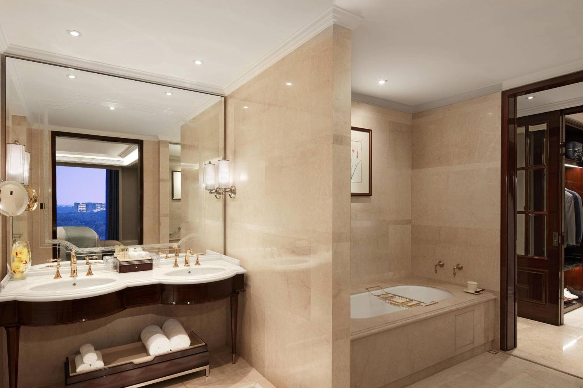The Ritz-Carlton, Pune Ngoại thất bức ảnh